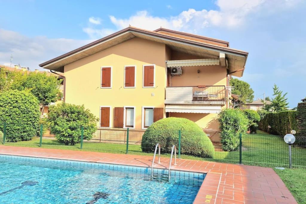 Casa Galloni - Pool Bardolino Exterior photo